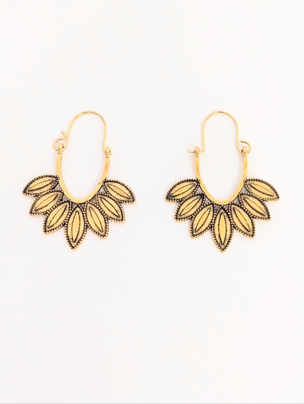 Gold Leaf Sunburst Motif Earrings